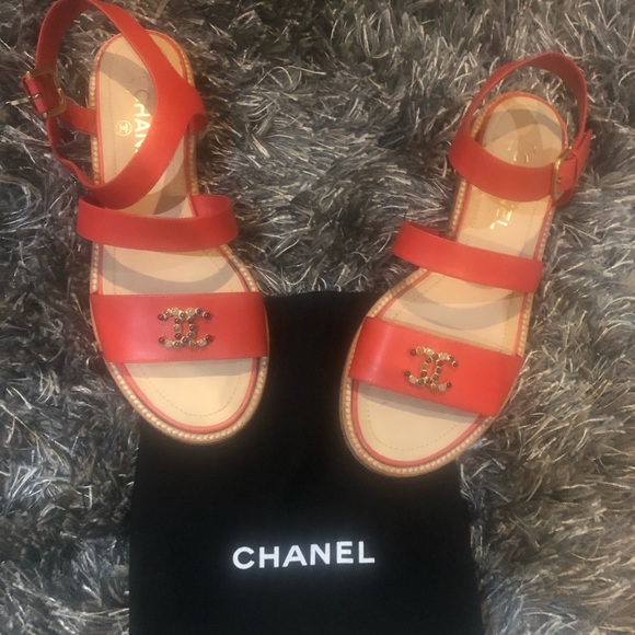 Chanel sandals - Picture 2 of 8